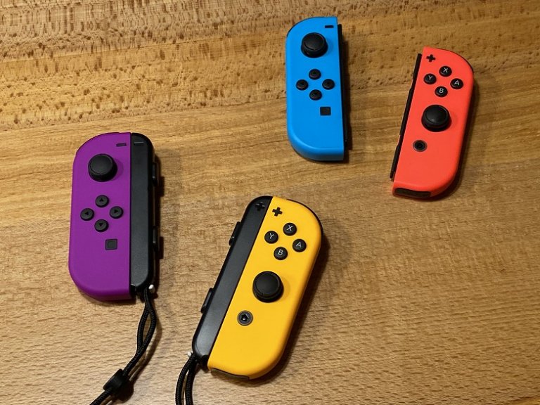 Nintendo Switch Joy-Con ネオンブルー、レッド 【旧型】の+