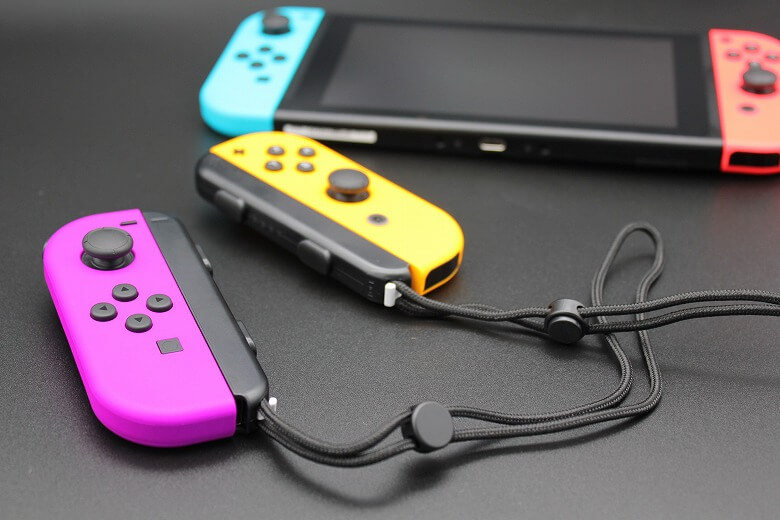 Joy-Con(L) ネオンパープル/(R) ネオンオレンジ レビュー】カラーバリエーションが豊富な純正Nintendo Switch用無線コントローラー  | ガジェルバ