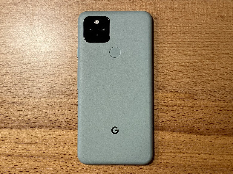 Google Pixel 5 背面