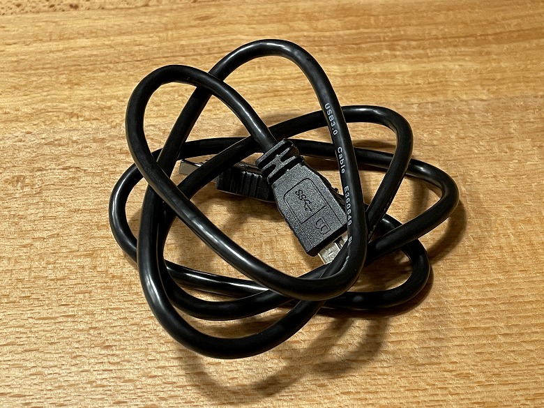 TP-Link Archer T4U Plus USBケーブル