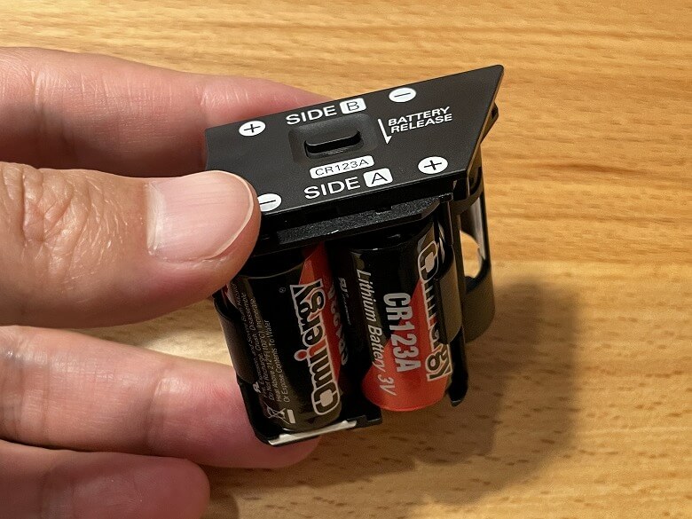 SADIOT LOCK 電池取付