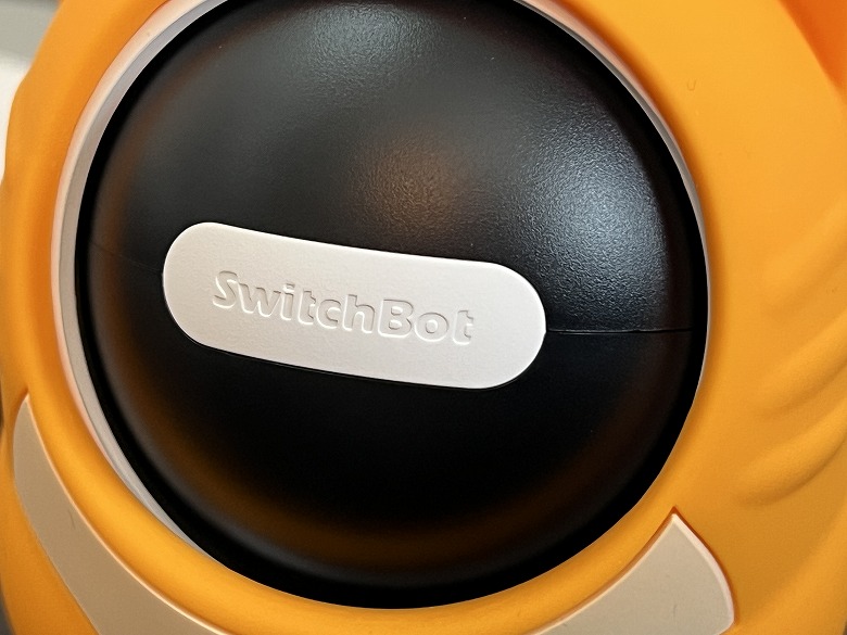 SwitchBot見守りカメラ 3MP にゃんボット プライバシーモード