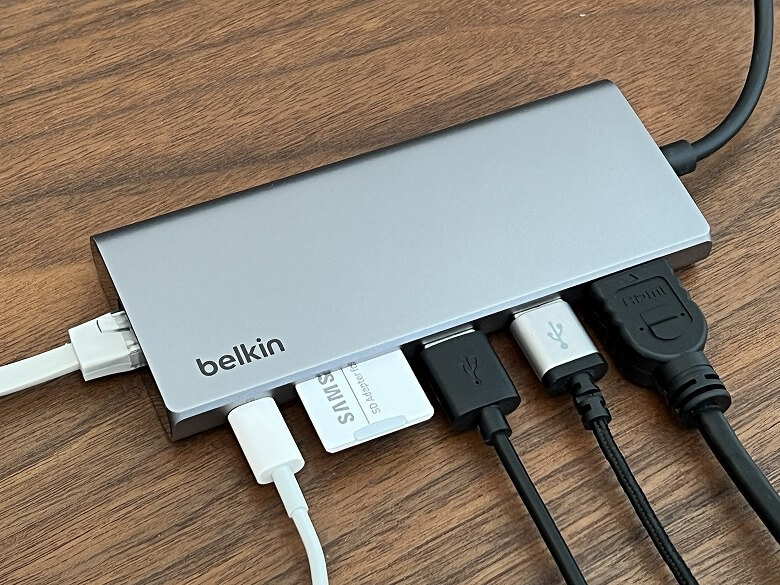 Belkin Connect USB-C マルチメディアハブ 接続