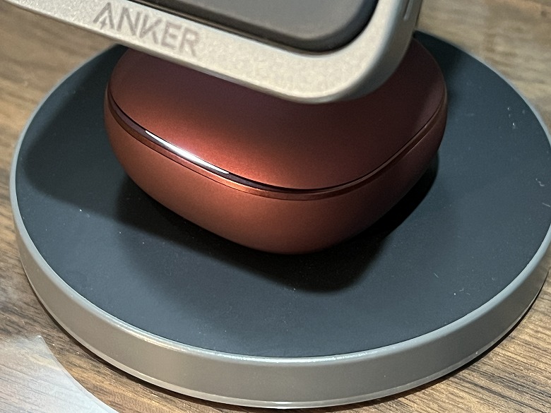 Anker Soundcore Liberty 4 ワイヤレス充電