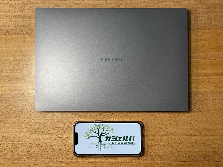 CHUWI GemiBook XPro スマホと比較