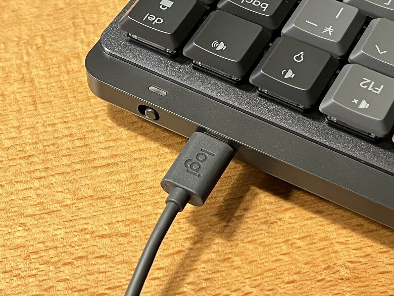 Logicool MX Mechanical Mini USB接続