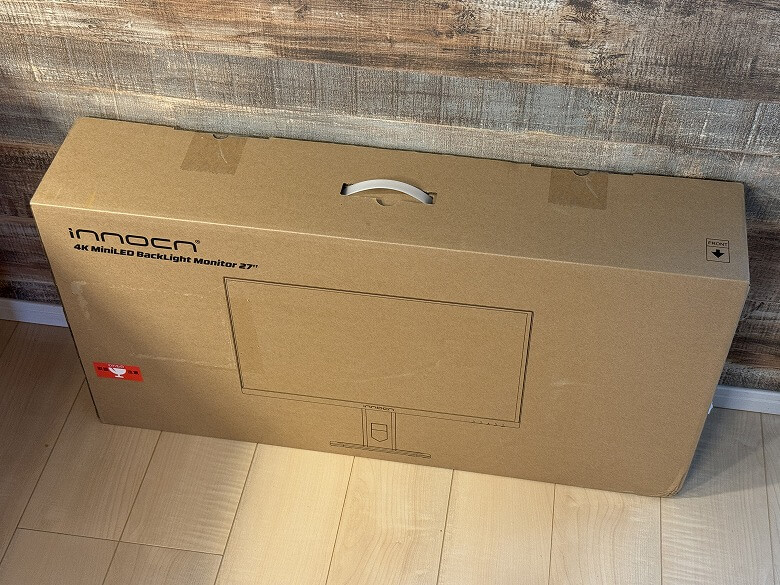 INNOCN 27M2V Lite 外箱