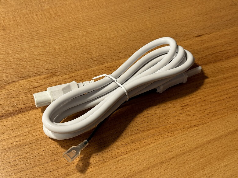 INNOCN 27M2V Lite 電源ケーブル